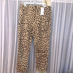 CHICOS: Dotted Cheetah CF Ankle Jean Basic Pants Extremely Comfortable